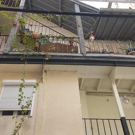 Dans Un Atelier D'artiste Апартаменты