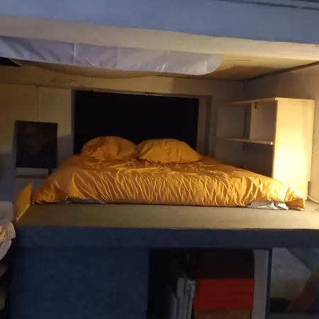 Dans Un Atelier D'artiste Апартаменты